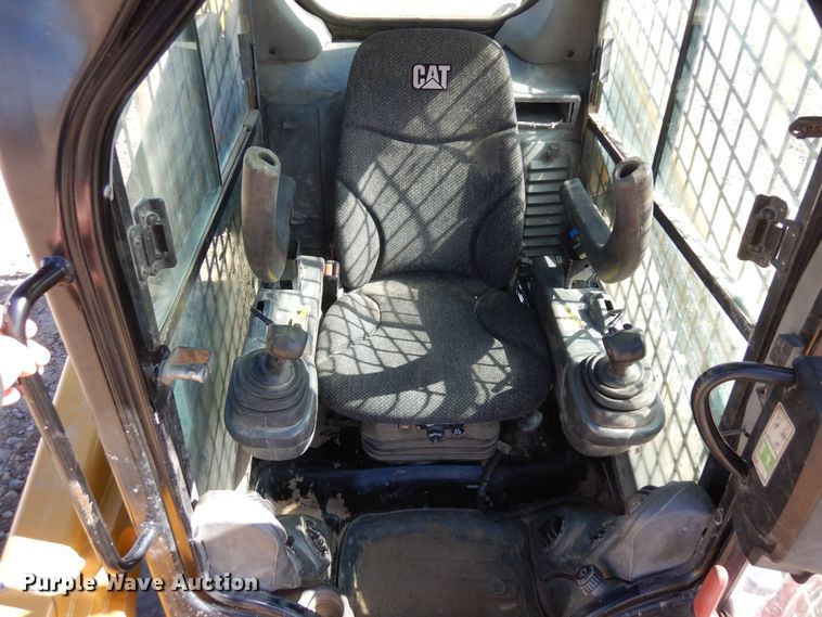 image for item DN6305 2016 Caterpillar 289D  tracked skid steer loader