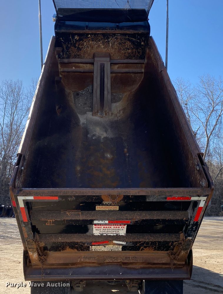 image for item DN8190 2005 Mack CV713  dump truck