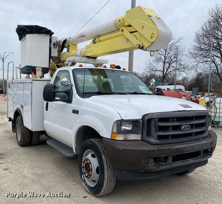 image for item DN8217 2002 Ford F550 Super Duty  bucket truck