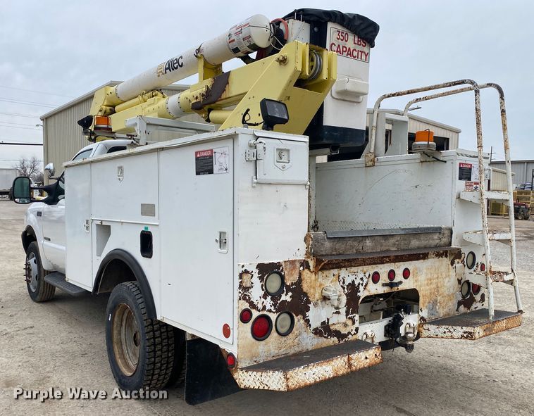 image for item DN8217 2002 Ford F550 Super Duty  bucket truck