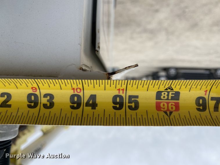 image for item DN8217 2002 Ford F550 Super Duty  bucket truck