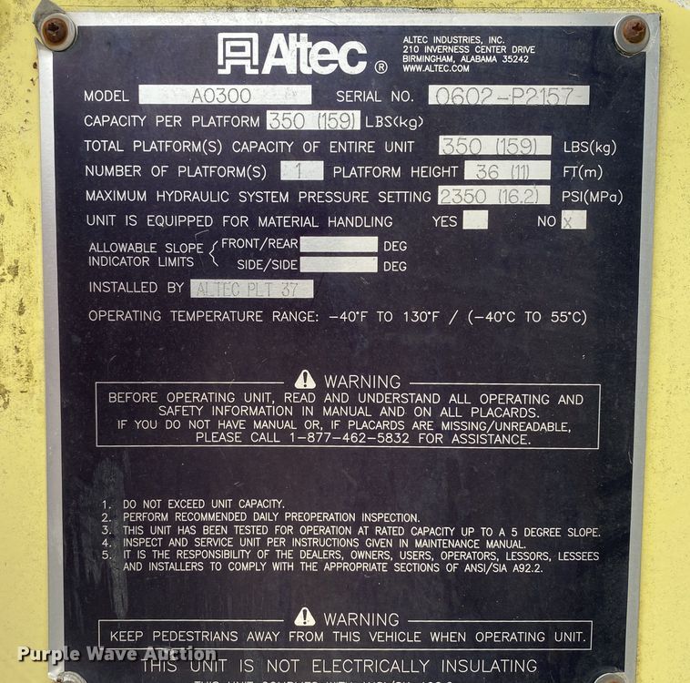 image for item DN8217 2002 Ford F550 Super Duty  bucket truck