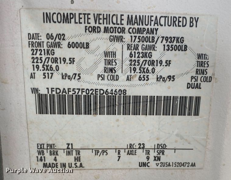 image for item DN8217 2002 Ford F550 Super Duty  bucket truck