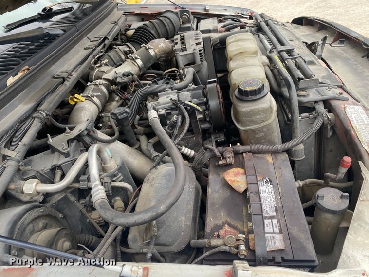 image for item DN8218 2001 Ford F550 Super Duty  bucket truck