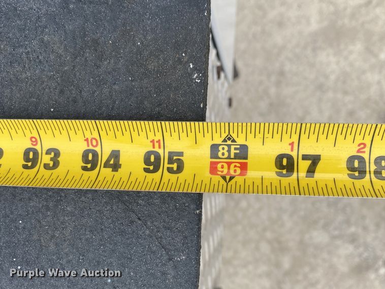 image for item DN8219 2017 Ford F550 Super Duty XL  Crew Cab bucket truck