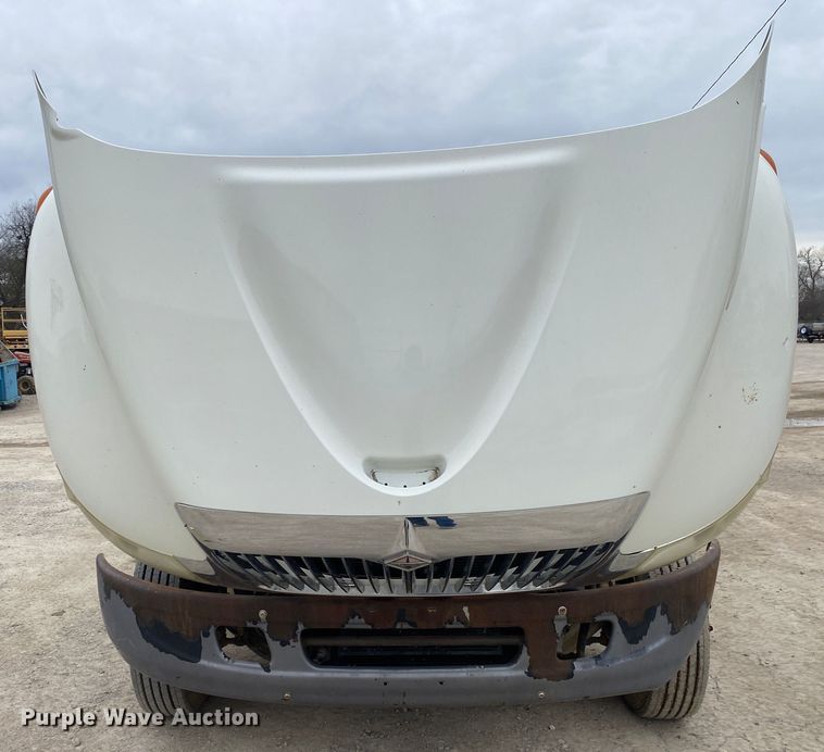 image for item DN8222 2006 International 4300 SBA  flatbed truck