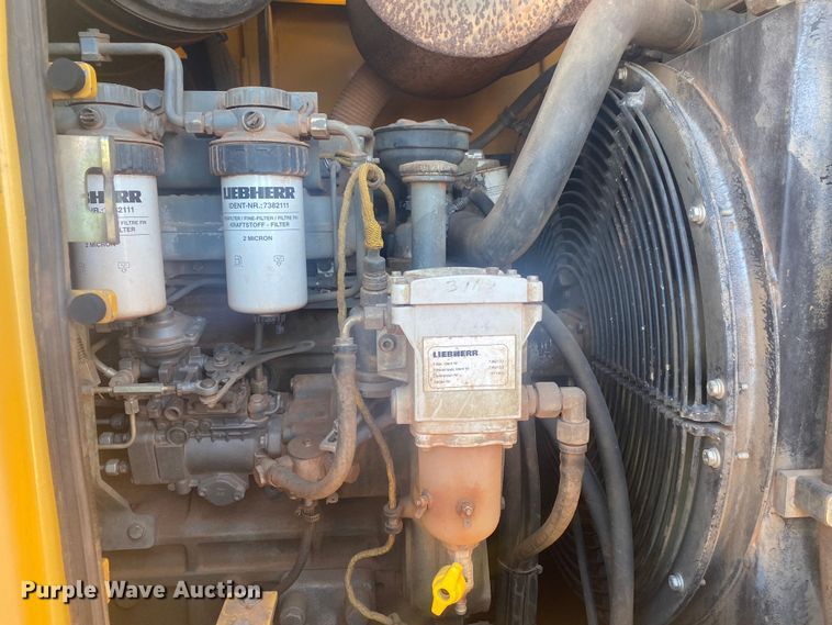 image for item DN8248 2006 John Deere 655C Series II  track loader