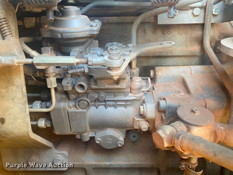 image for item DN8248 2006 John Deere 655C Series II  track loader