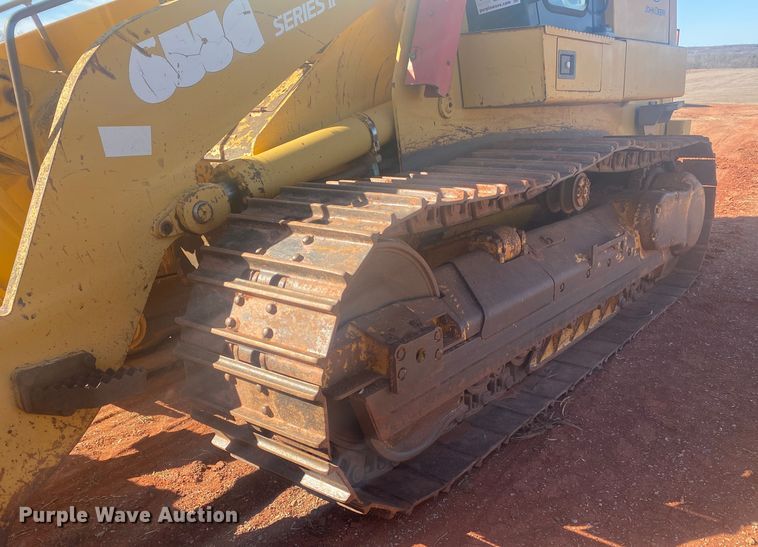 image for item DN8248 2006 John Deere 655C Series II  track loader