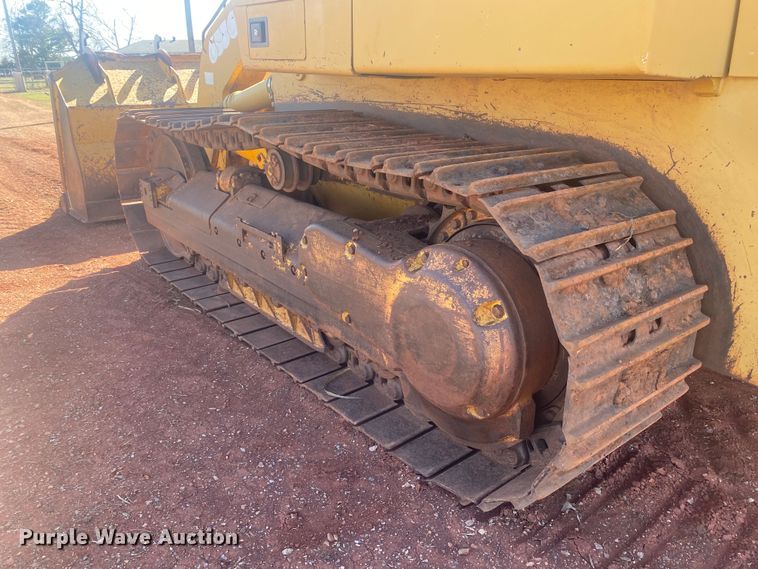 image for item DN8248 2006 John Deere 655C Series II  track loader