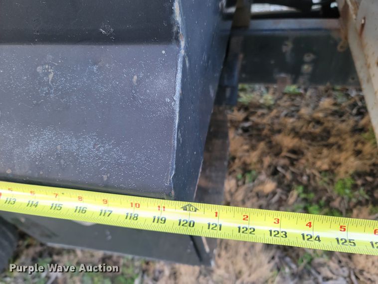 image for item DO1486 1995 Ford F800  dump truck