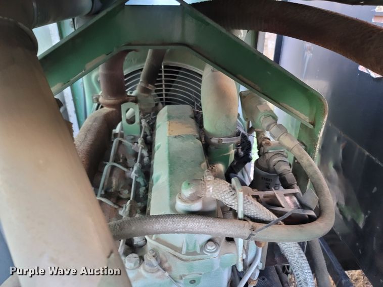 image for item DO1486 1995 Ford F800  dump truck