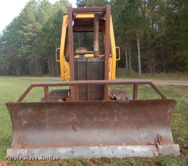 image for item DO1658 1992 John Deere 550G  dozer