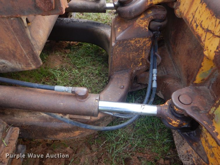 image for item DO1658 1992 John Deere 550G  dozer