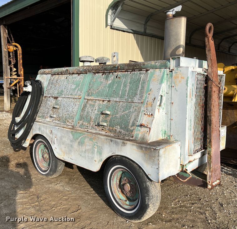 image for item DO2175 1975 Gardner Denver  air compressor