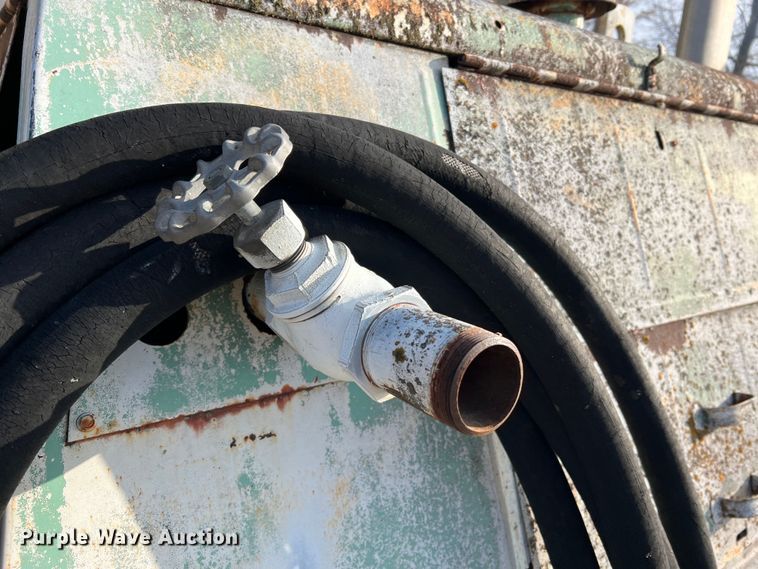 image for item DO2175 1975 Gardner Denver  air compressor