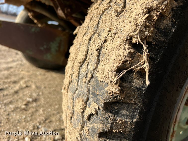 image for item DO2175 1975 Gardner Denver  air compressor