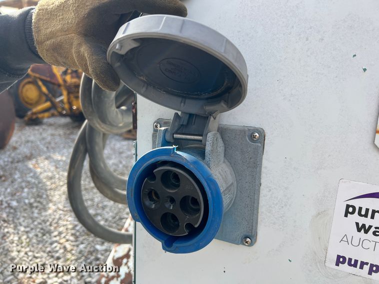 image for item DO2178 Hutchinson  generator