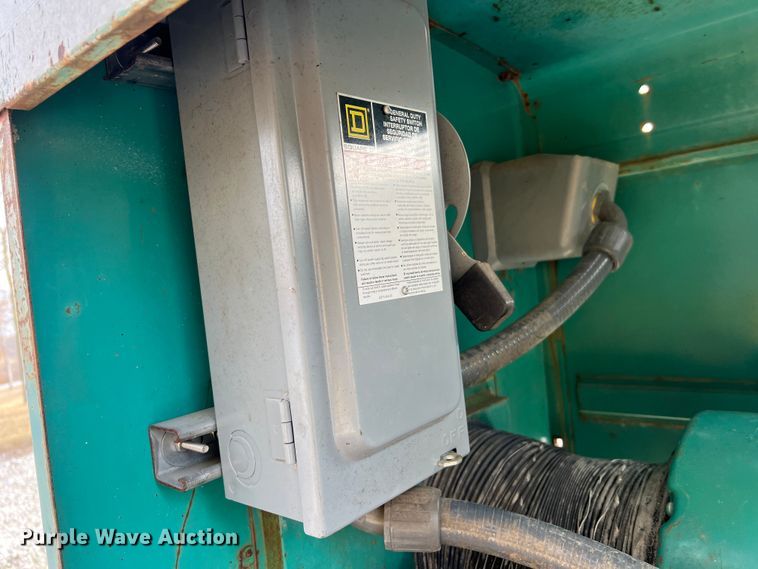 image for item DO2178 Hutchinson  generator