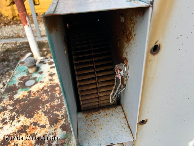 image for item DO2178 Hutchinson  generator