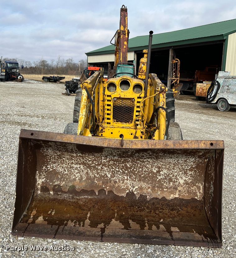 image for item DO2179 Ford  backhoe