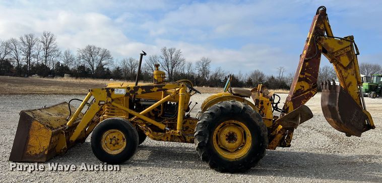 image for item DO2179 Ford  backhoe