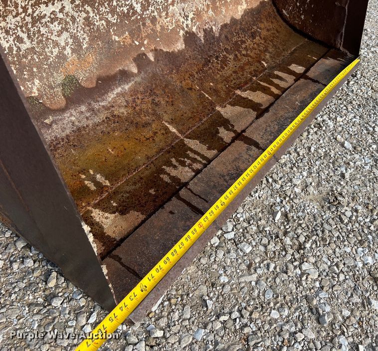 image for item DO2179 Ford  backhoe