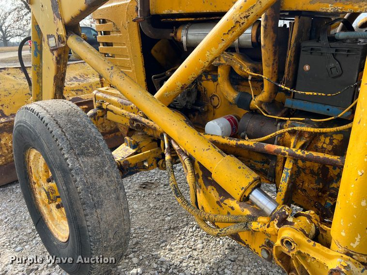 image for item DO2179 Ford  backhoe