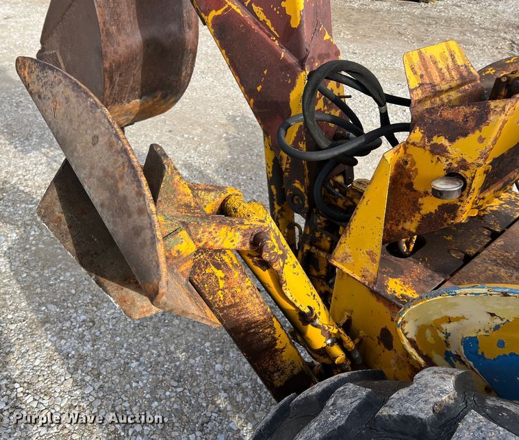 image for item DO2179 Ford  backhoe