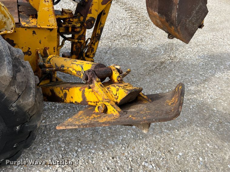 image for item DO2179 Ford  backhoe