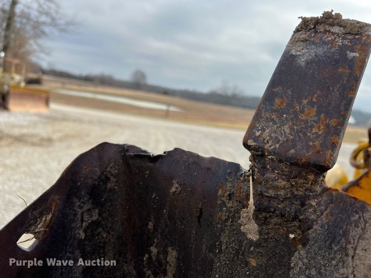 image for item DO2179 Ford  backhoe