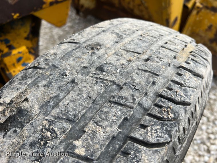 image for item DO2179 Ford  backhoe