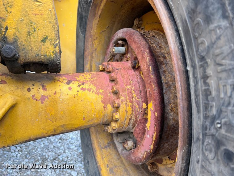 image for item DO2180 1964 Caterpillar 922B  wheel loader