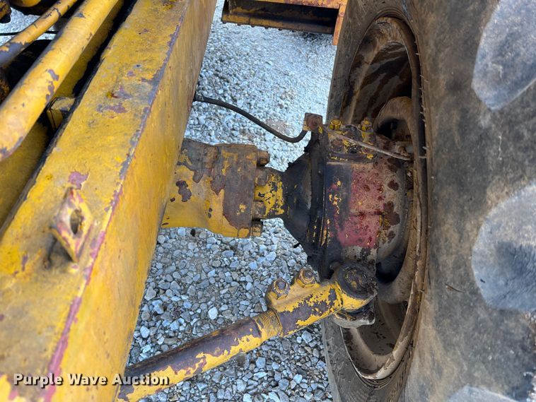 image for item DO2180 1964 Caterpillar 922B  wheel loader