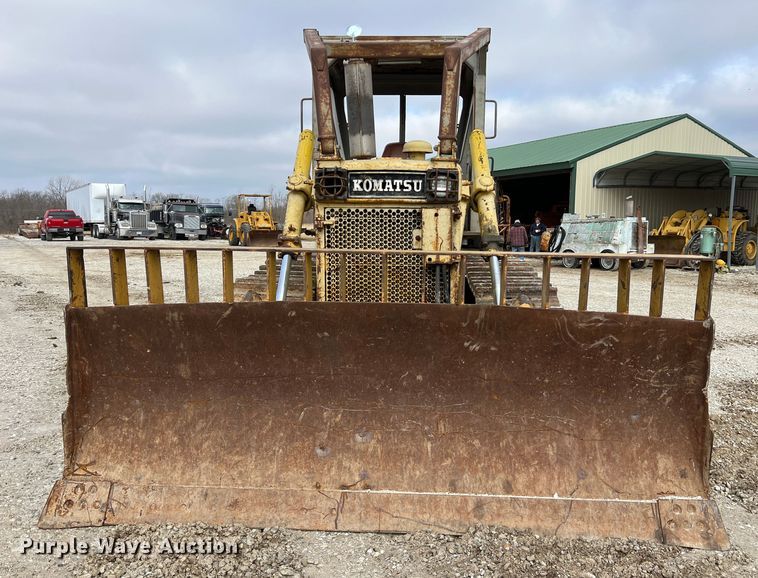 image for item DO2181 Komatsu D65E  dozer