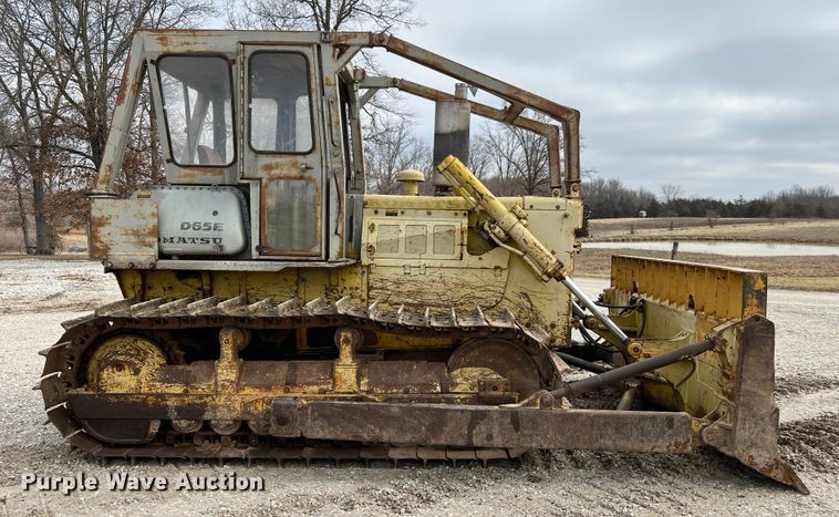 image for item DO2181 Komatsu D65E  dozer