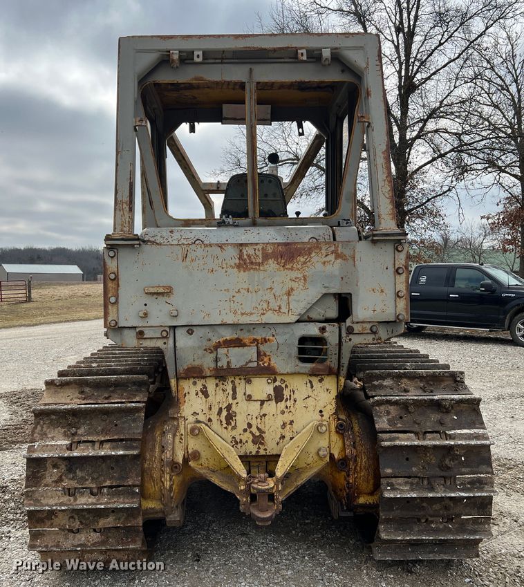 image for item DO2181 Komatsu D65E  dozer