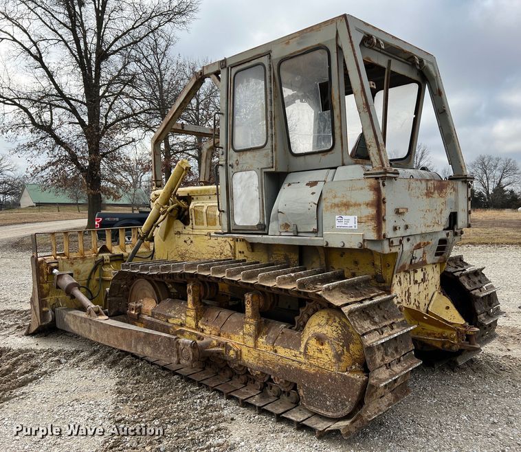 image for item DO2181 Komatsu D65E  dozer