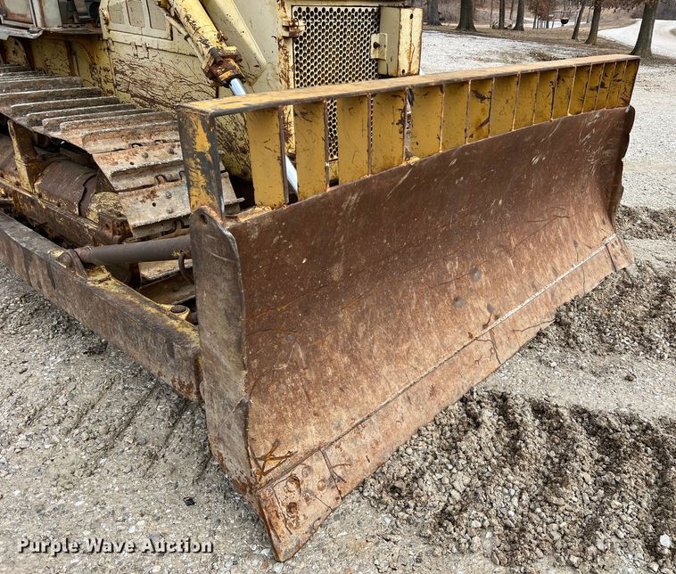 image for item DO2181 Komatsu D65E  dozer