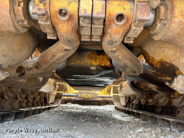 image for item DO2181 Komatsu D65E  dozer