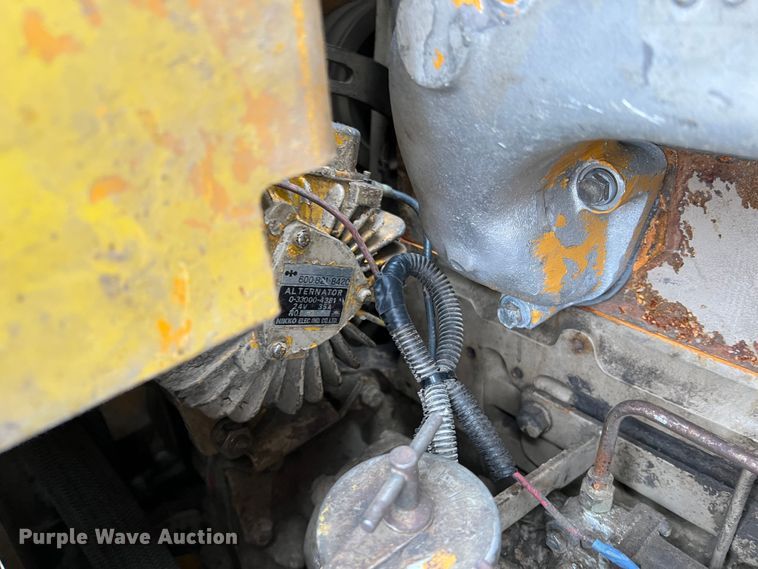 image for item DO2181 Komatsu D65E  dozer