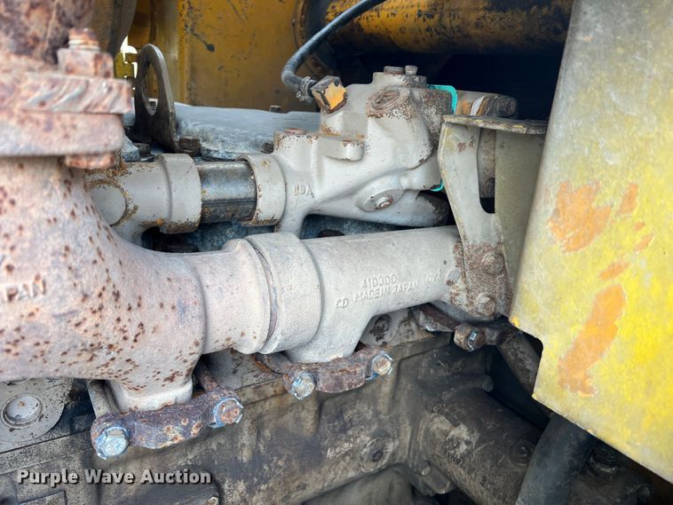 image for item DO2181 Komatsu D65E  dozer