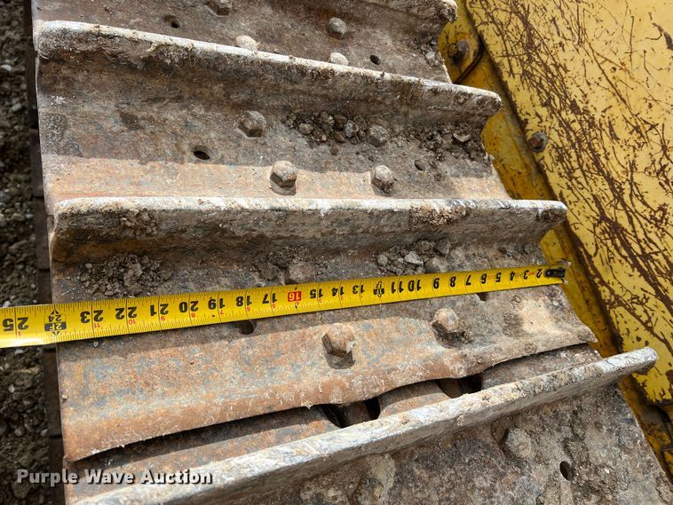 image for item DO2181 Komatsu D65E  dozer