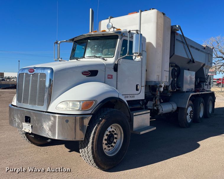 image for item DO3790 2007 Peterbilt 340  volumetric ready mix truck