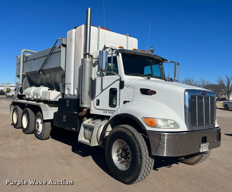 image for item DO3790 2007 Peterbilt 340  volumetric ready mix truck