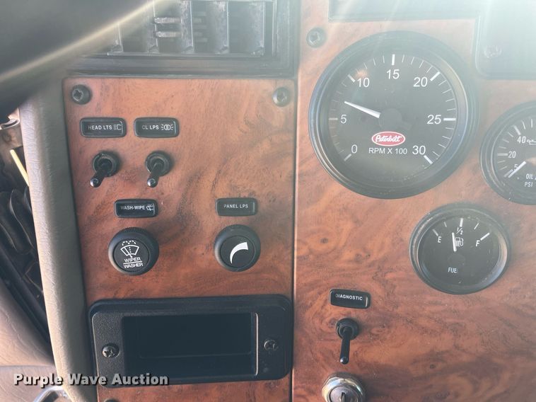 image for item DO3790 2007 Peterbilt 340  volumetric ready mix truck