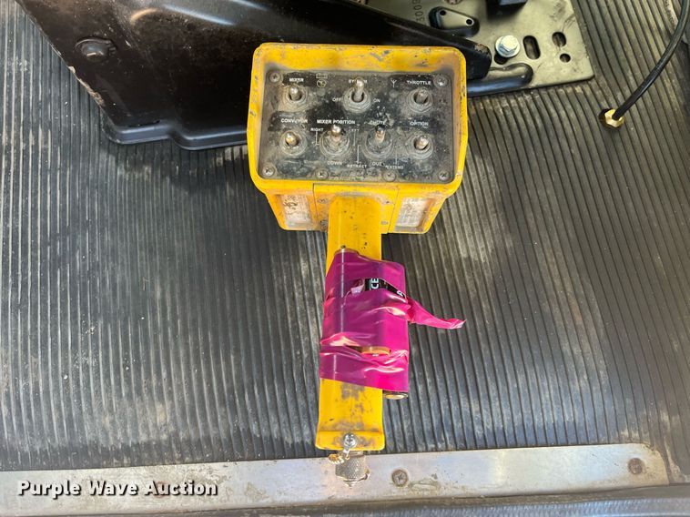 image for item DO3790 2007 Peterbilt 340  volumetric ready mix truck