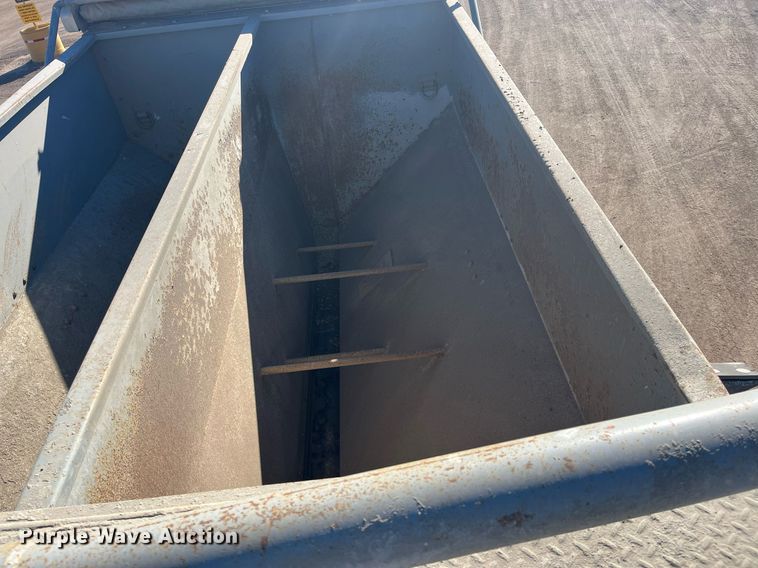 image for item DO3790 2007 Peterbilt 340  volumetric ready mix truck