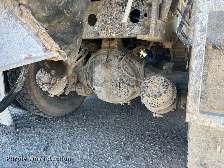 image for item DO3790 2007 Peterbilt 340  volumetric ready mix truck