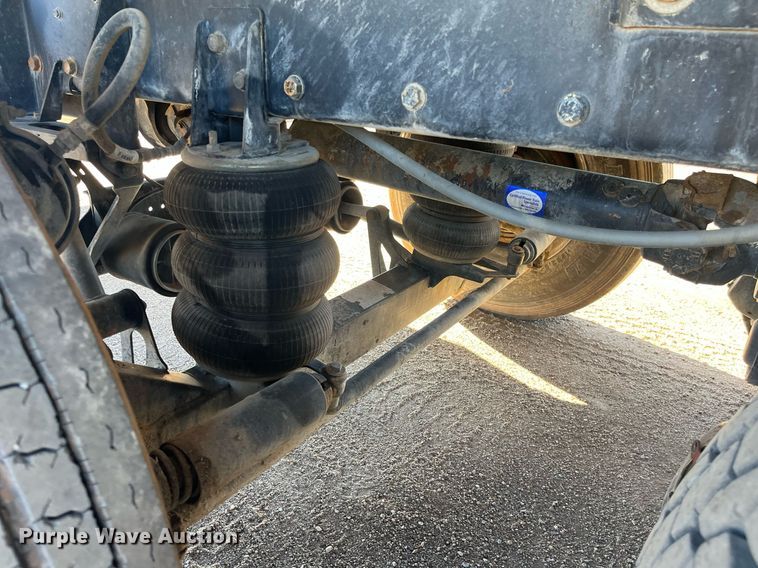 image for item DO3790 2007 Peterbilt 340  volumetric ready mix truck